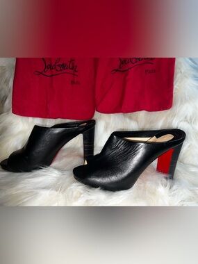 AUTHENTIC - Christian Louboutin Corinthe 100 leather mules - Size EU 38